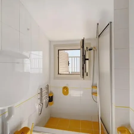 Sunflower Apartamento Alassio
